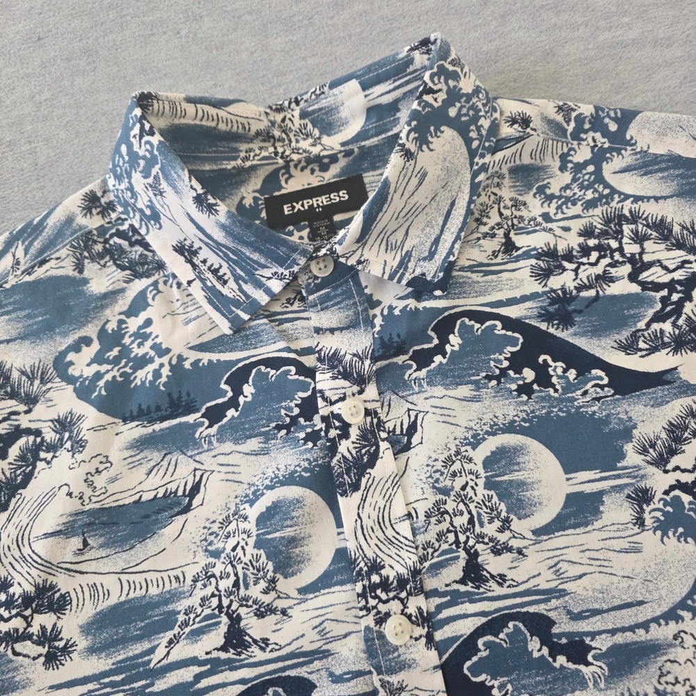 Express Mens Medium Blue White Great Wave Japanese Print Short Sleeve Button Up